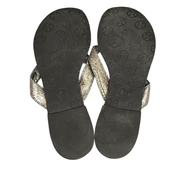 Tory Burch Thora Thong Sandal 9 Brown Glitter Leather Flip Flops Logo Medallion - Picture 13 of 16